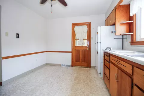 Kitchen - 801 E Clark St, Crown Point, IN 46307 photo 4 of 4
