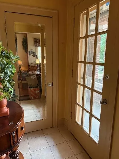Entry Way - 1726 Davis Ave, Whiting, IN 46394 photo 1 of 7