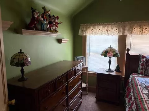 Bedroom - 1726 Davis Ave, Whiting, IN 46394 photo 6 of 6