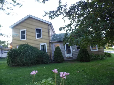 113 E Walker St, Rolling Prairie, IN 46371