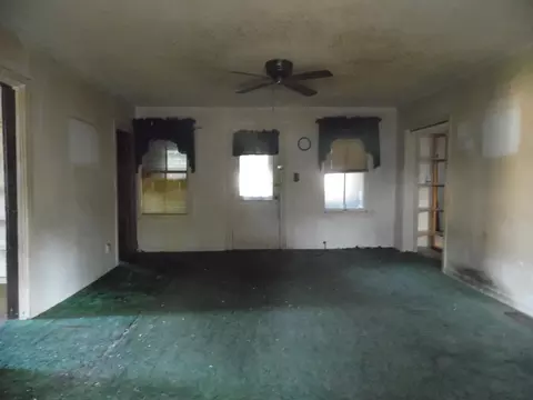 Living - 113 E Walker St, Rolling Prairie, IN 46371 photo 1 of 2