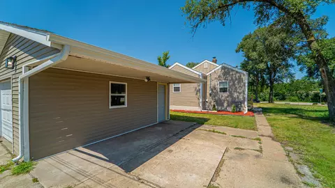1009 W 2nd Ave, Gary, IN 46402 photo 20