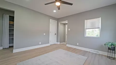 1009 W 2nd Ave, Gary, IN 46402 photo 5