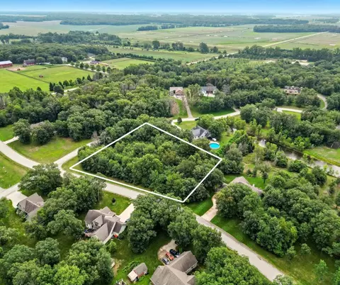 10424 Cynthia Ln, Wheatfield, IN 46392