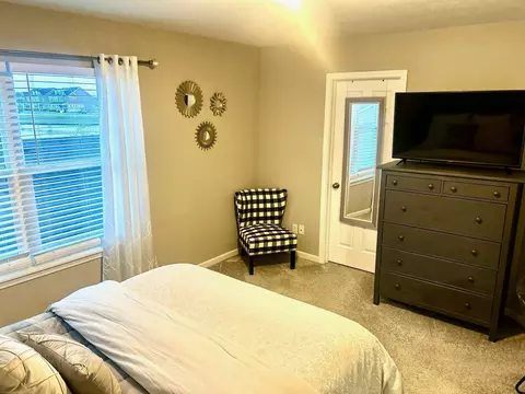 Bedroom - 1041 E 117th Pl, Crown Point, IN 46307 photo 4 of 4