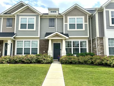 Exterior - 1041 E 117th Pl, Crown Point, IN 46307 photo 1 of 5