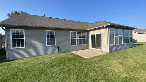 962 Flagstone Dr, Dyer, IN 46311 photo 57