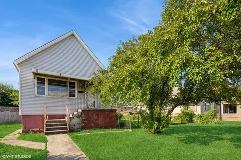 909 W 145th St, East Chicago, IN 46312