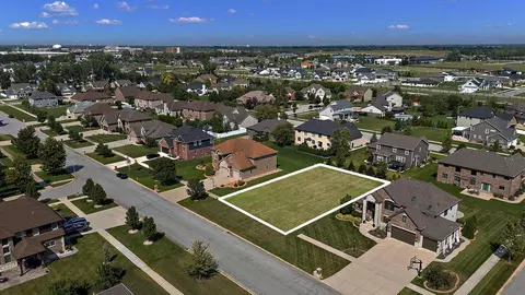 10317 Margo Ln, Munster, IN 46321