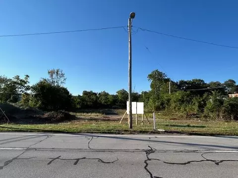 800 Gibson St, Gary, IN 46403 photo 2