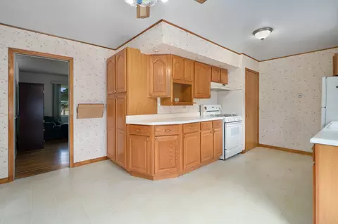 1210 Ridgeway Ave, Munster, IN 46321 photo 8
