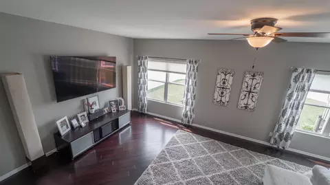 Living - 13182 Hayes St, Crown Point, IN 46307 photo 2 of 3
