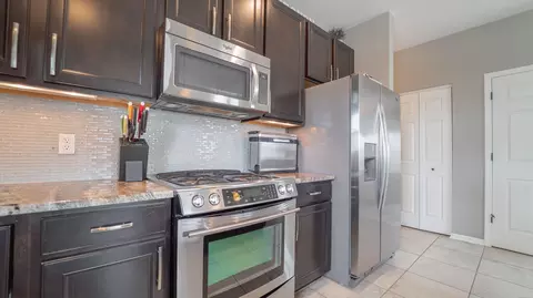 Kitchen - 13182 Hayes St, Crown Point, IN 46307 photo 5 of 5