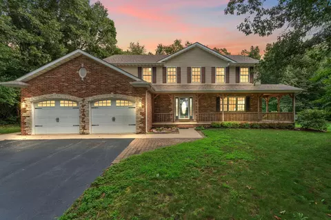 5338 E Lawler Ct #67, De Motte, IN 46310