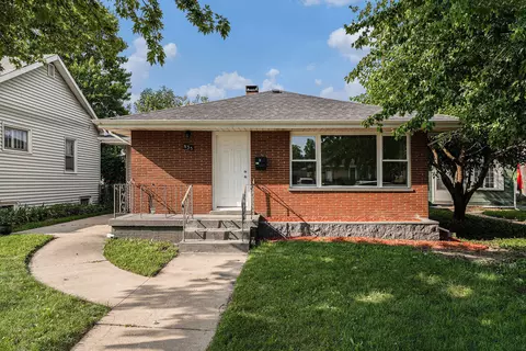 835 170th St, Hammond, IN 46324