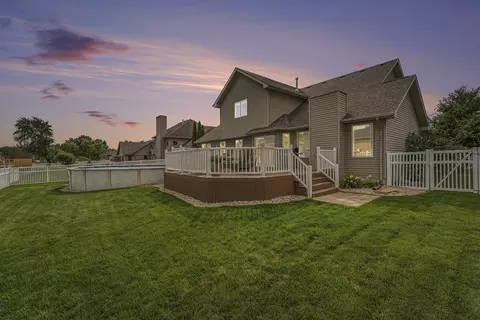 9543 Beall St, Dyer, IN 46311 photo 4