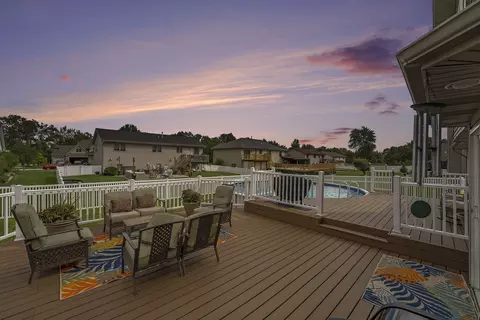 9543 Beall St, Dyer, IN 46311 photo 6