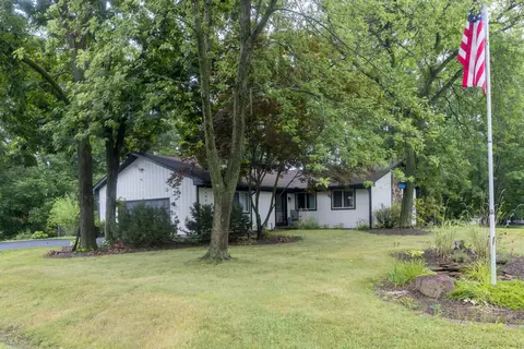4270 Park Pl, Crown Point, IN 46307