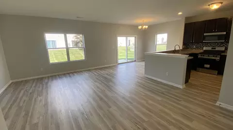 Living - 7556 E 111th Ln, Crown Point, IN 46307 photo 1 of 9