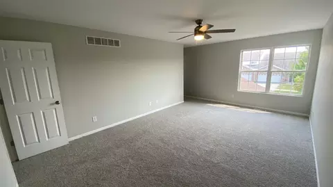 Bedroom - 7556 E 111th Ln, Crown Point, IN 46307 photo 5 of 10