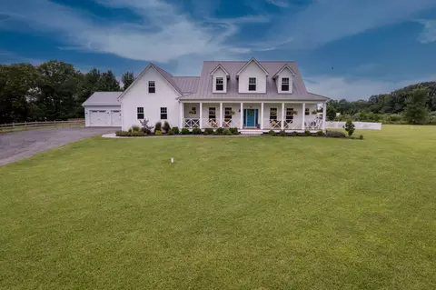 974 N County Line Rd, Westville, IN 46391