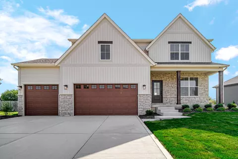 10101 Springlake Rd, Saint John, IN 46373 photo 1
