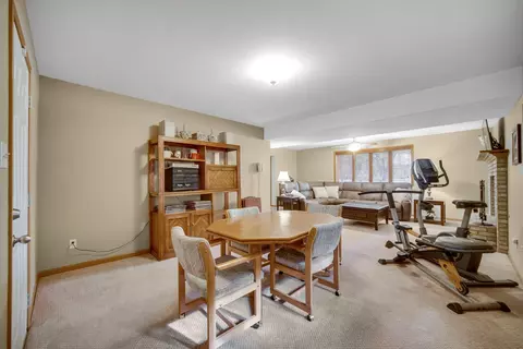 1744 W Oak St, Griffith, IN 46319 photo 24