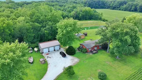 431 Us-421, Medaryville, IN 47957