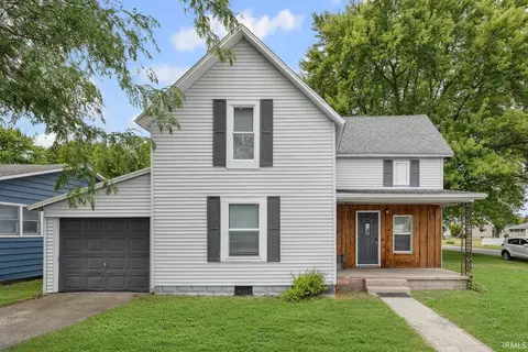 203 S Monon Ave, Francesville, IN 47946
