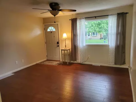 3501 Rush Pl, Hobart, IN 46342 photo 4