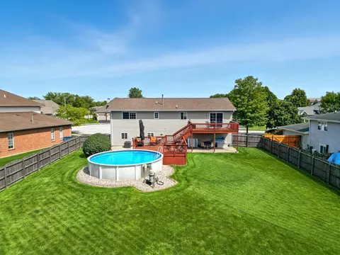 832 Robin Ct, Dyer, IN 46311 photo 27