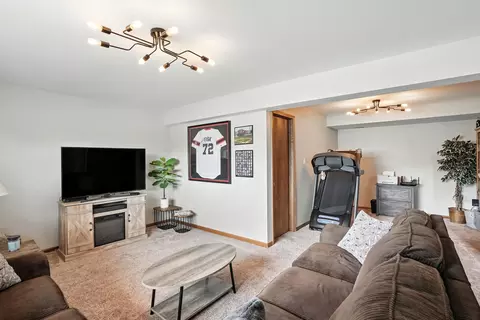 832 Robin Ct, Dyer, IN 46311 photo 20