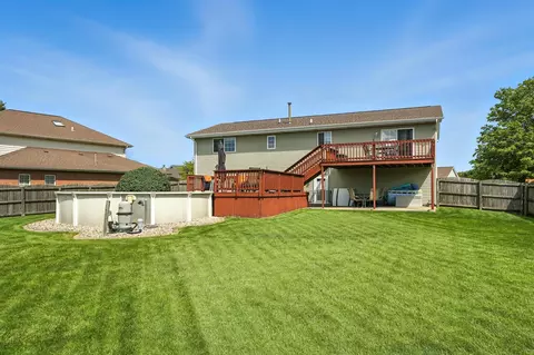832 Robin Ct, Dyer, IN 46311 photo 28