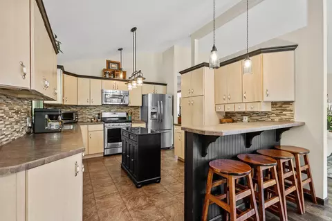 Kitchen - 5592 E 1100, De Motte, IN 46310 photo 3 of 6