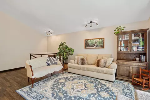 Living - 5592 E 1100, De Motte, IN 46310 photo 2 of 4