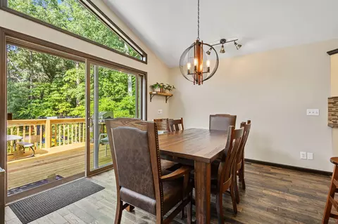 Dining - 5592 E 1100, De Motte, IN 46310 photo 1 of 2