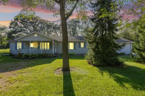 9176 N 200, Lake Village, IN 46349