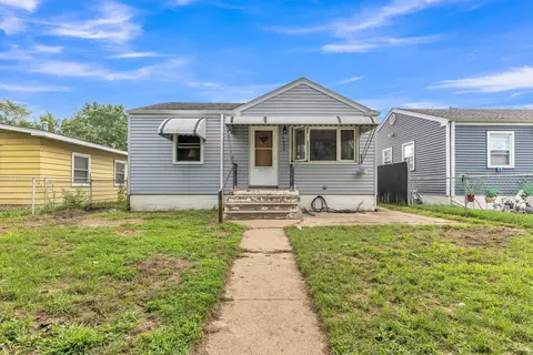 7534 Magnolia Ave, Hammond, IN 46324