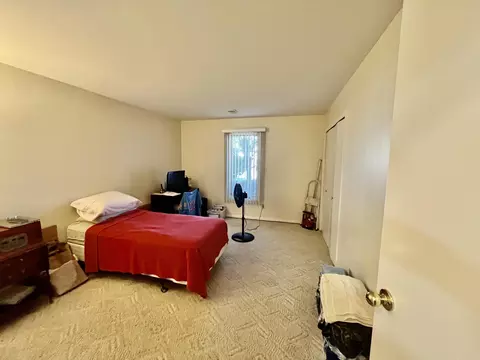 8745 Janeway Ct #4, Munster, IN 46321 photo 11