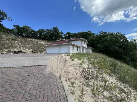 8000 Forest Ave, Gary, IN 46403 photo 3