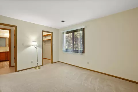 2003 45th St #101, Highland, IN 46322 photo 17
