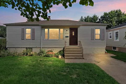 2533 171st St, Hammond, IN 46323