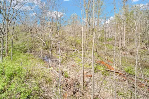 1600-1602 Melanie Ln, Chesterton, IN 46304