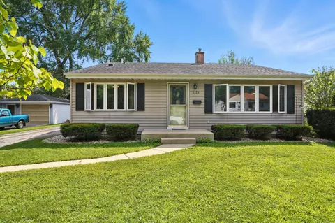 3128 Eder St, Highland, IN 46322