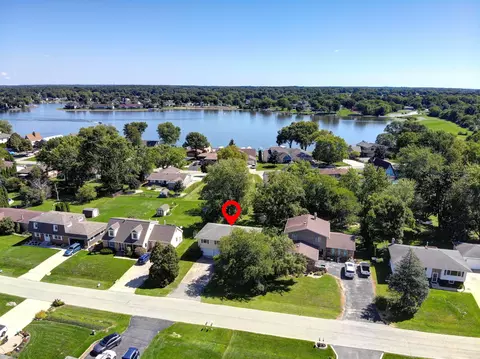 3903 Brookside Dr, Crown Point, IN 46307 photo 3