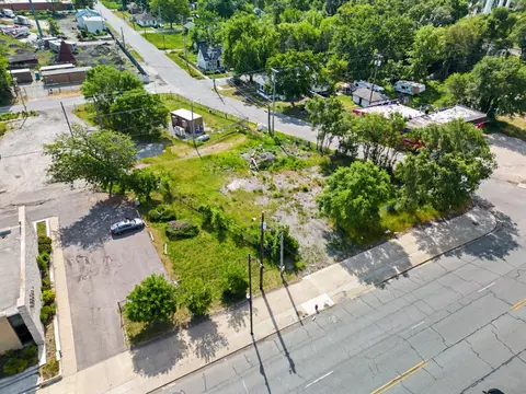 3989 Broadway, Gary, IN 46409 photo 11