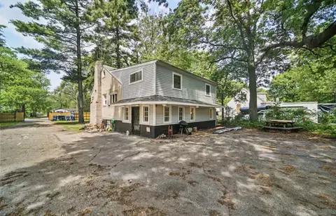 3131 Burr St, Gary, IN 46406 photo 2