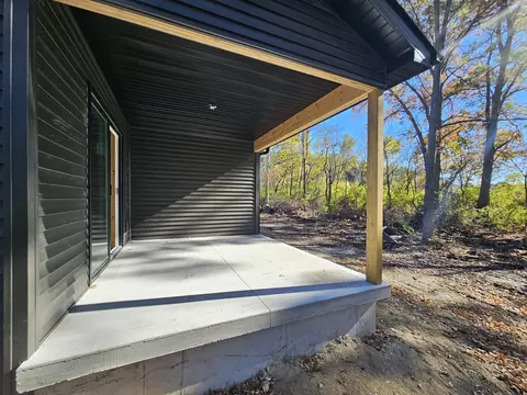 203 E Pine St, Wheatfield, IN 46392 photo 5