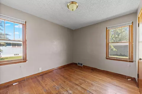 4665 Pierce St, Gary, IN 46408 photo 9