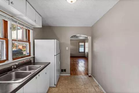 4665 Pierce St, Gary, IN 46408 photo 7